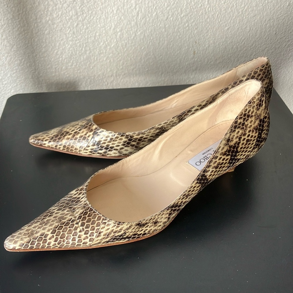 Jimmy Choo Heels with Snakeskin Pattern and Pointed Toe